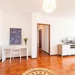 Ribeiro Apartments