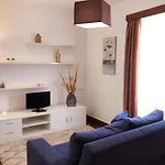 Pdl Central Apartments - Three