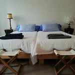 Marina Lounge Home