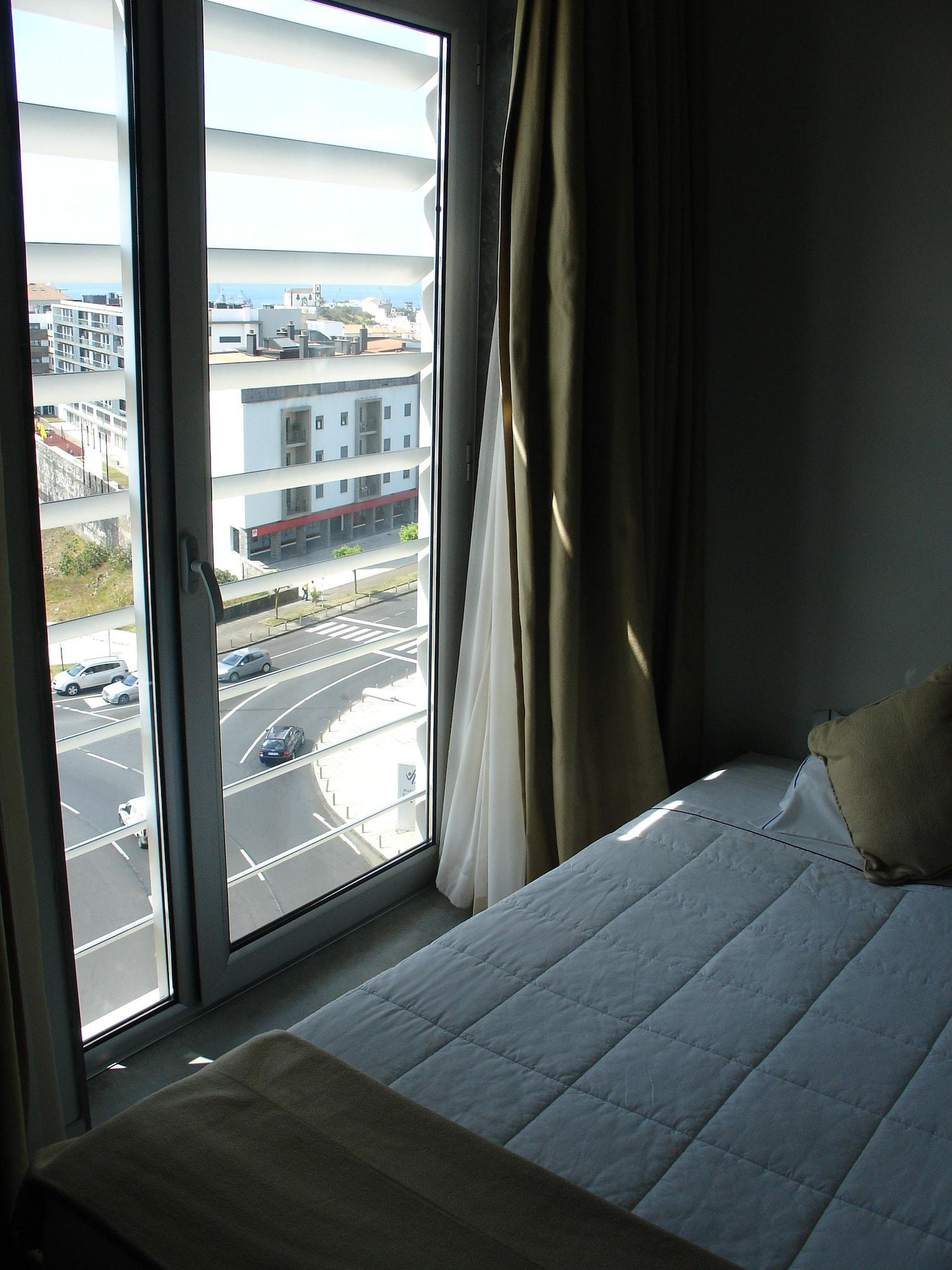Vip Executive Azores Khách sạn 4*