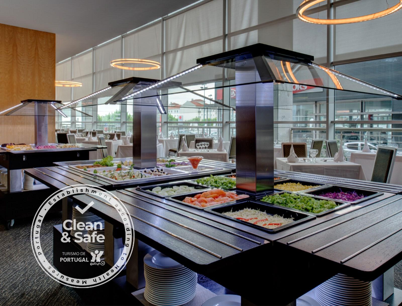 Vip Executive Azores Khách sạn 4*