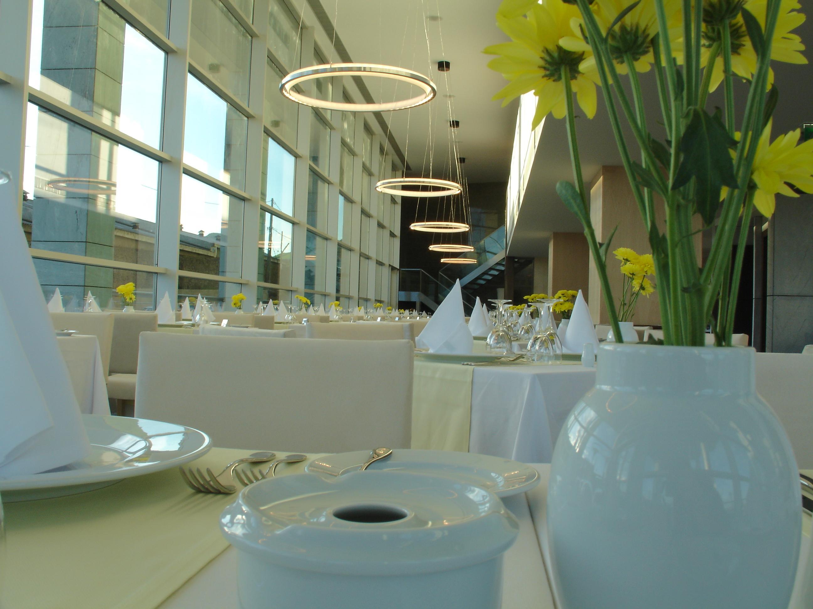 Khách sạn Vip Executive Azores