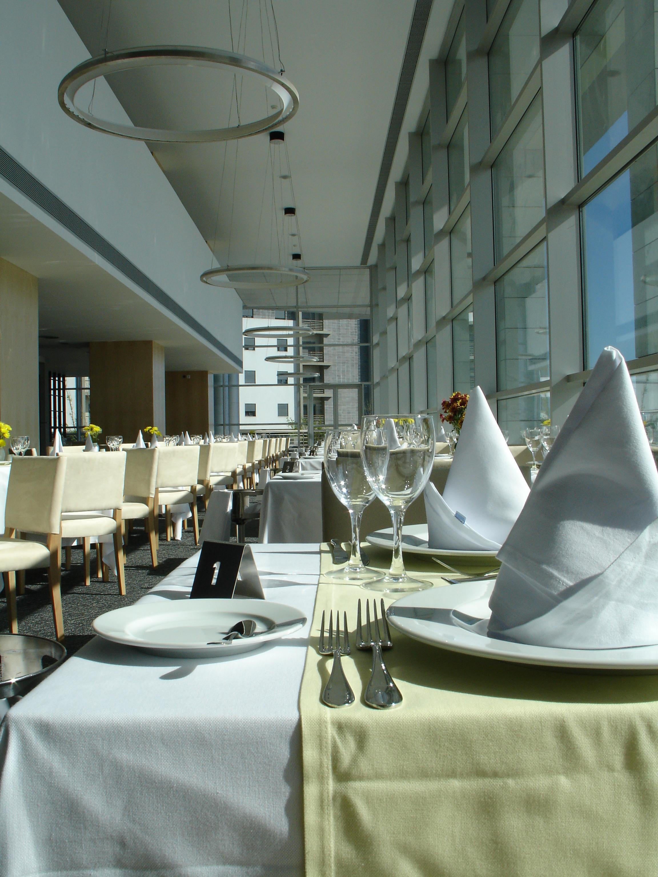 Khách sạn Vip Executive Azores 4*
