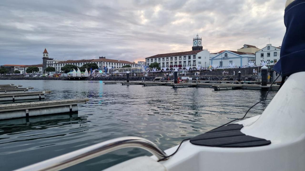 Botel Sea & Tasty - Boat House *