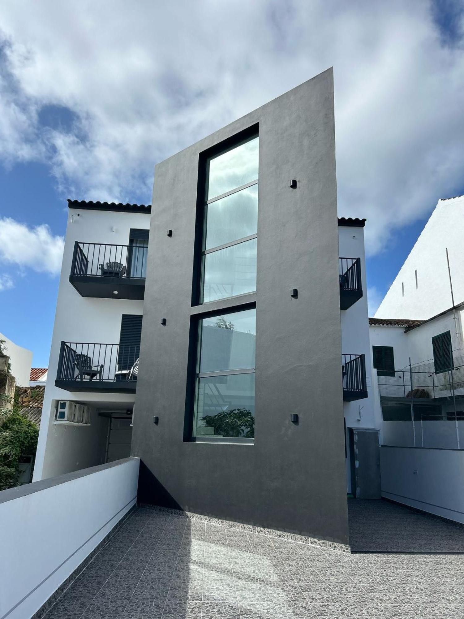 Guest house The Rock Ponta Delgada (Sao Miguel)