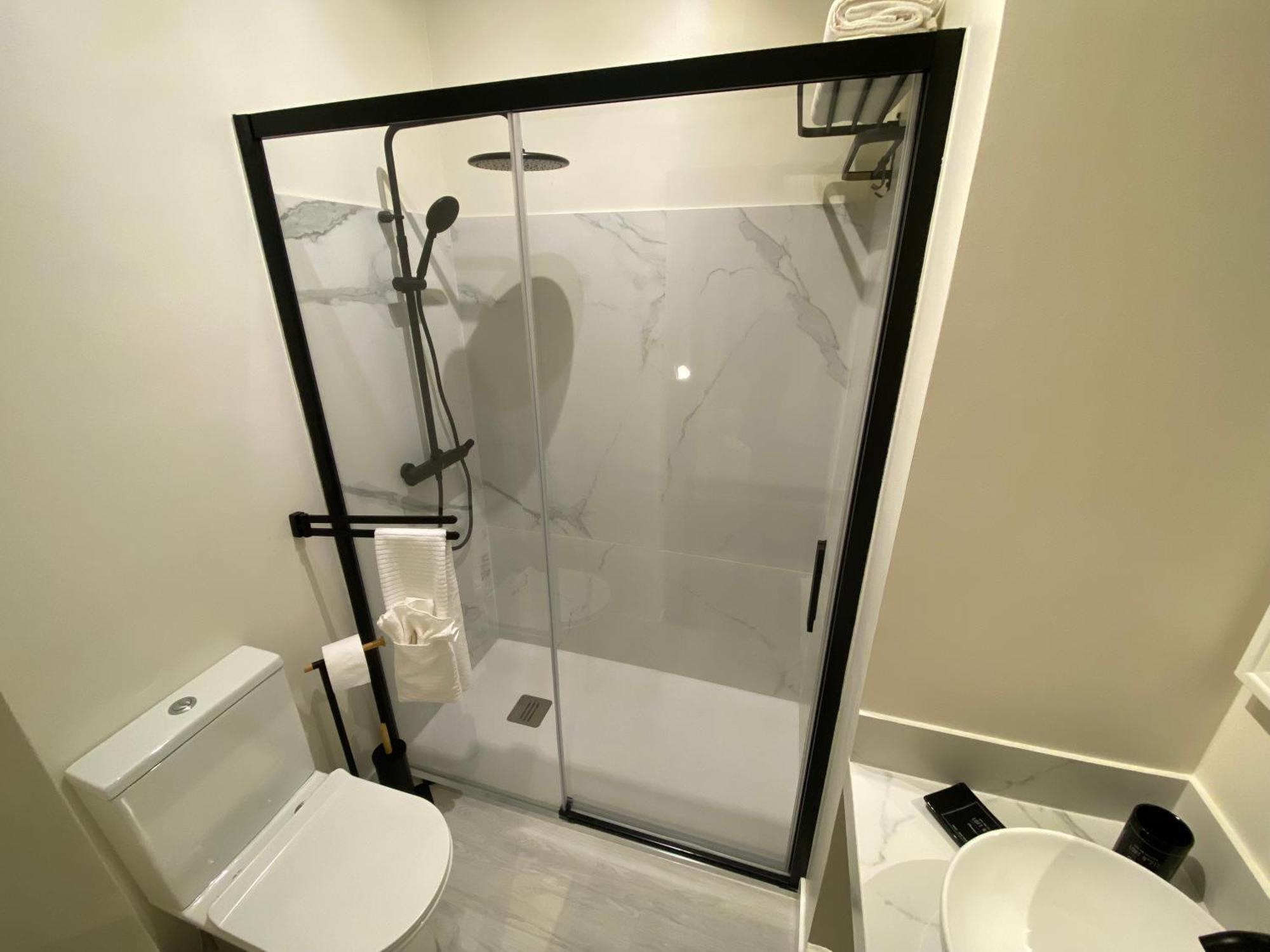 Apartment 101 Urban