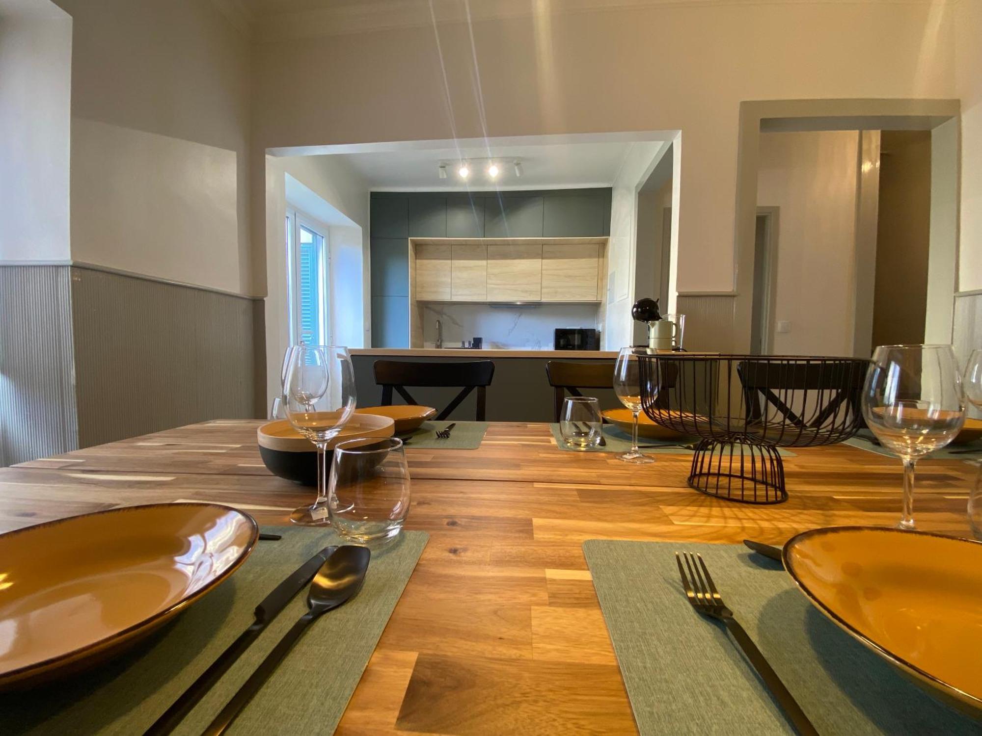 Apartment 101 Urban