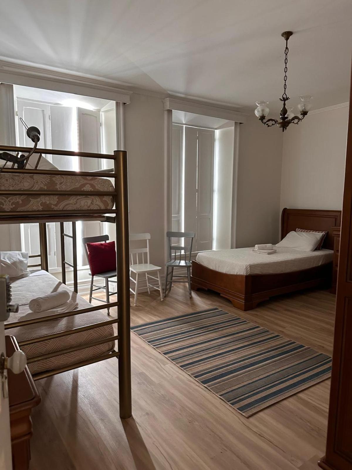Albergue Azor International