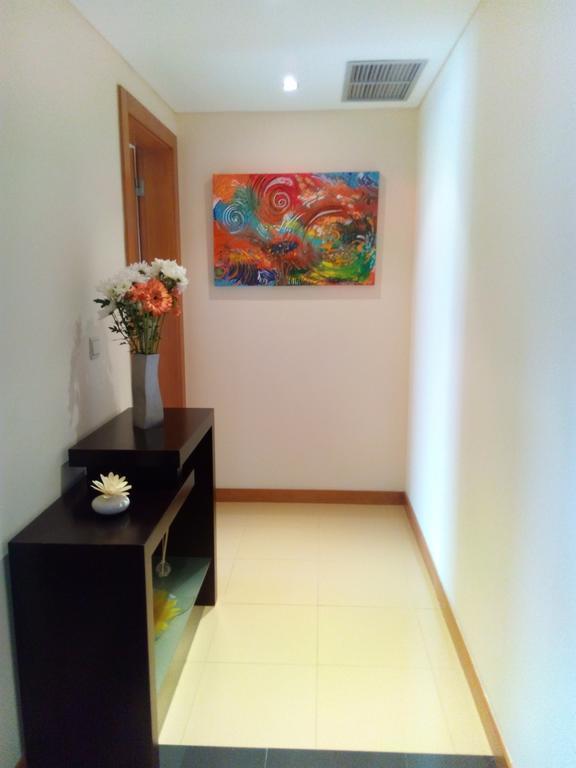 T2 - Oceanus Apartment