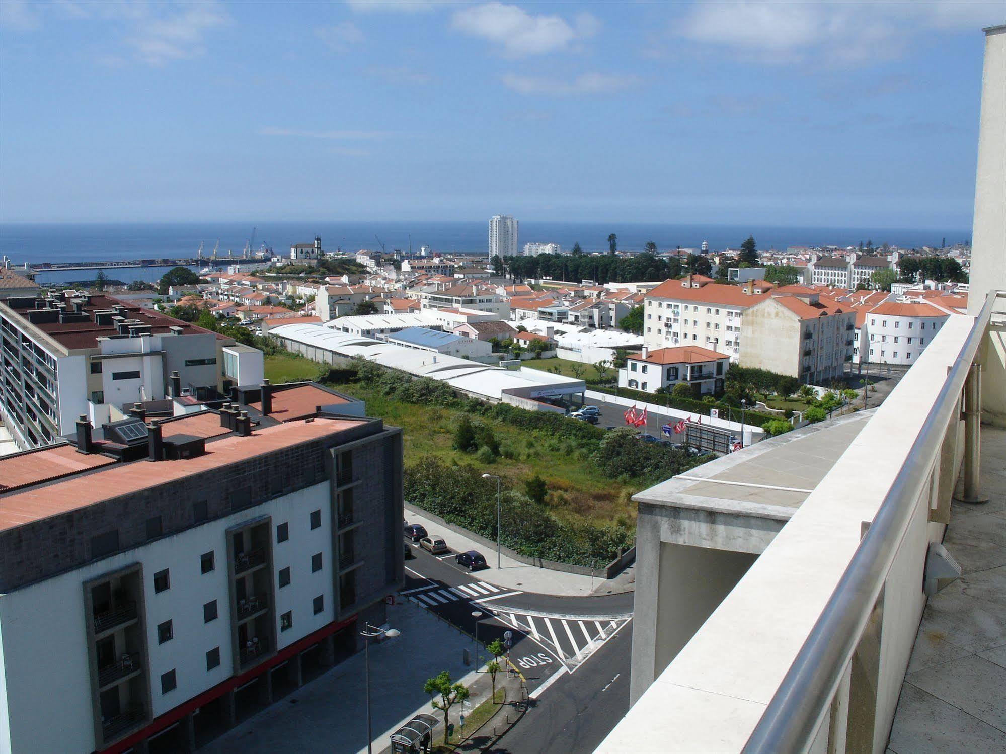 Khách sạn Vip Executive Azores 4*