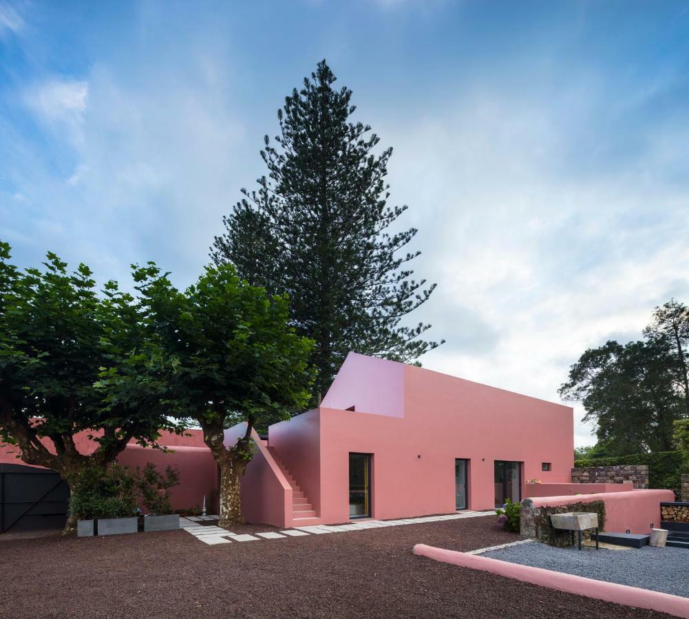 Pink House Azores