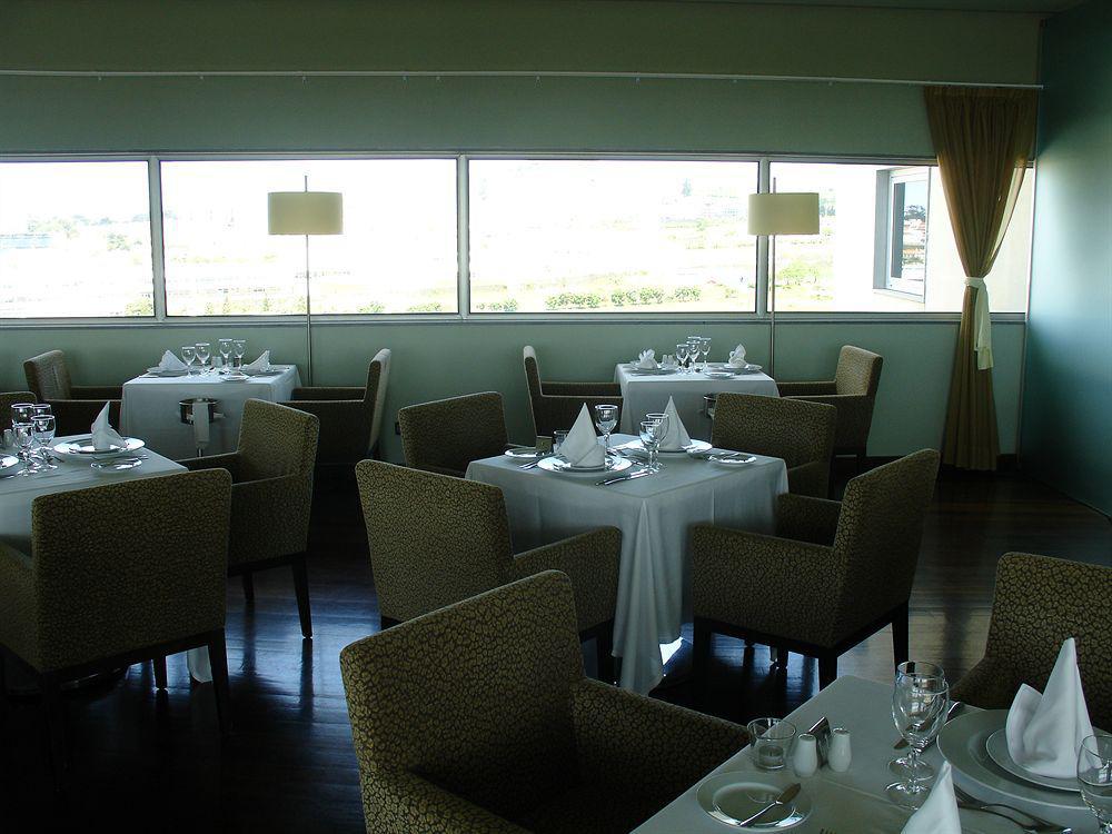 Khách sạn Vip Executive Azores 4*