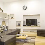 Marketplace Apartment 1