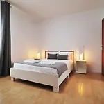 9C House Rral Nº 2674