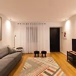 Azor Guest House 113 B