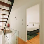 Azores Inn - Family Suites
