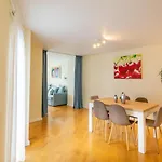 Atlantic Penthouse - City, Montain & Ocean - Free Parking