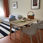 Central House Al