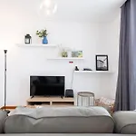 Sweet Home Downtown Apartment