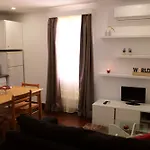 Pdl Central Apartments - Four
