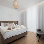 Monaco Suites & Garden