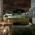 Azorean Urban Lodge