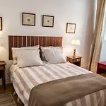 Cosy Flat In City Center