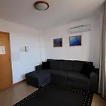 Super Central City Apartment