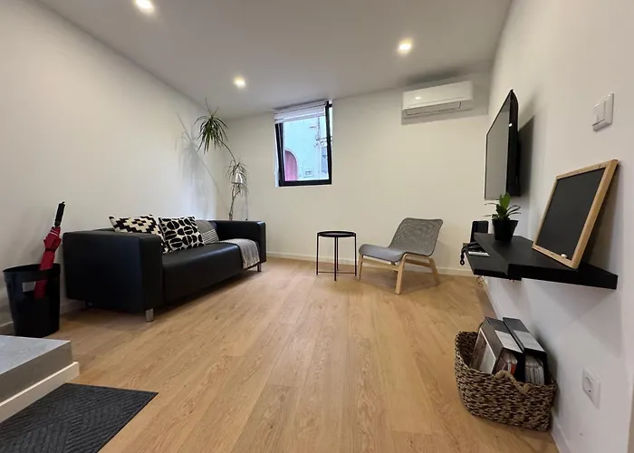 Living Pdl 1