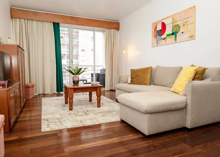 3C Azores Place