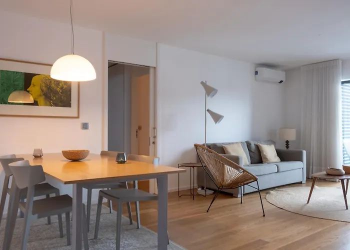 Luxury Central Apartment
