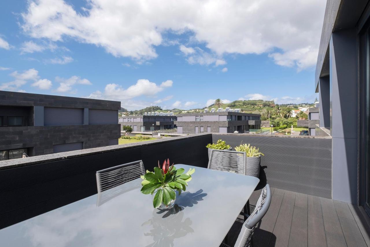 Island Villa, * Ponta Delgada