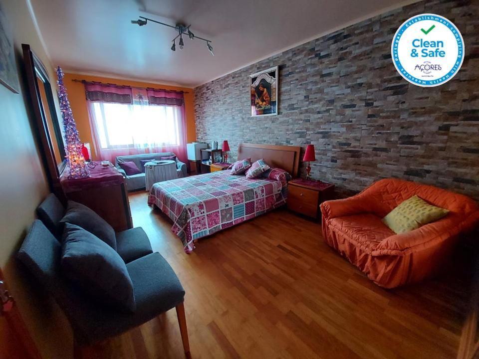 Homestay Nelocas House *