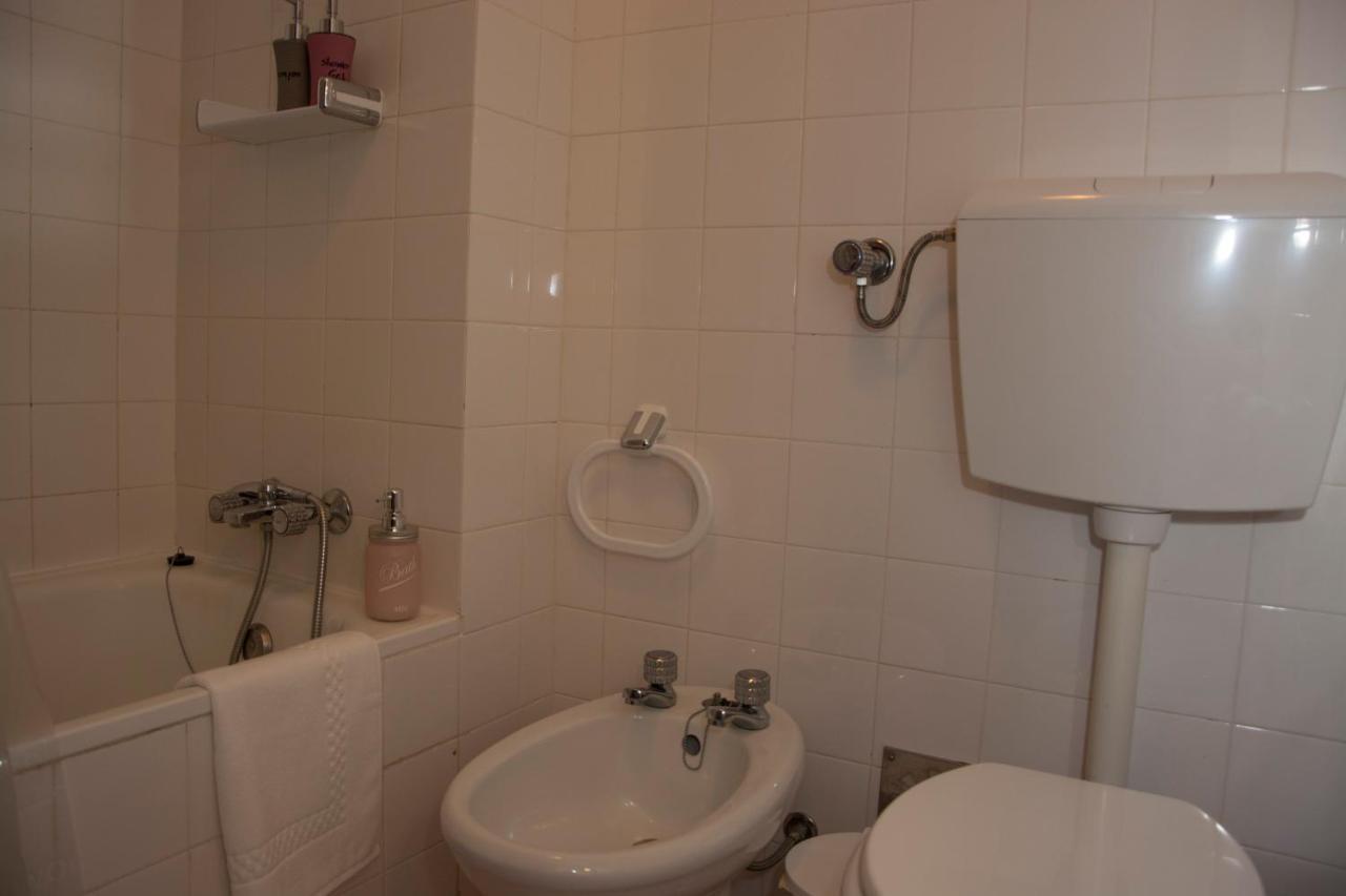 Vizinha's Apartment