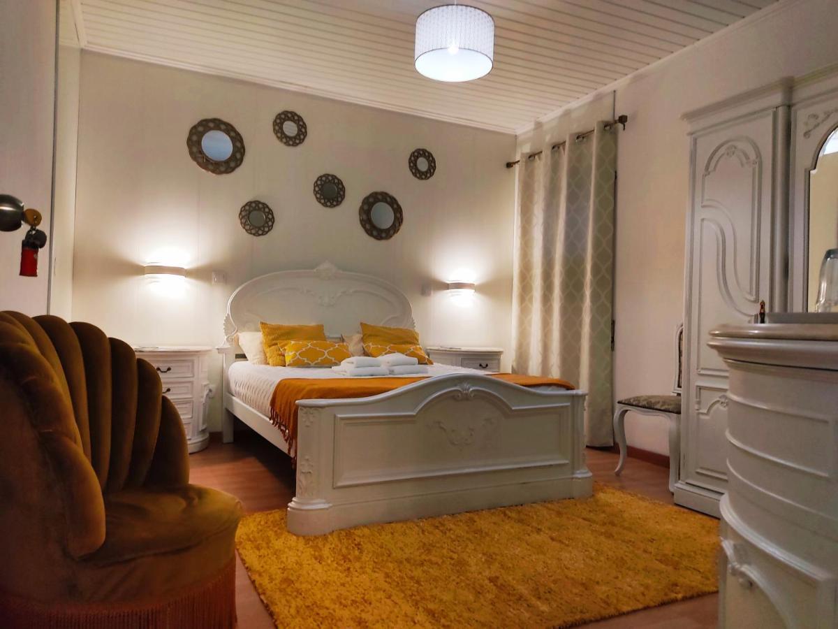 Santo Cristo House Guest house *