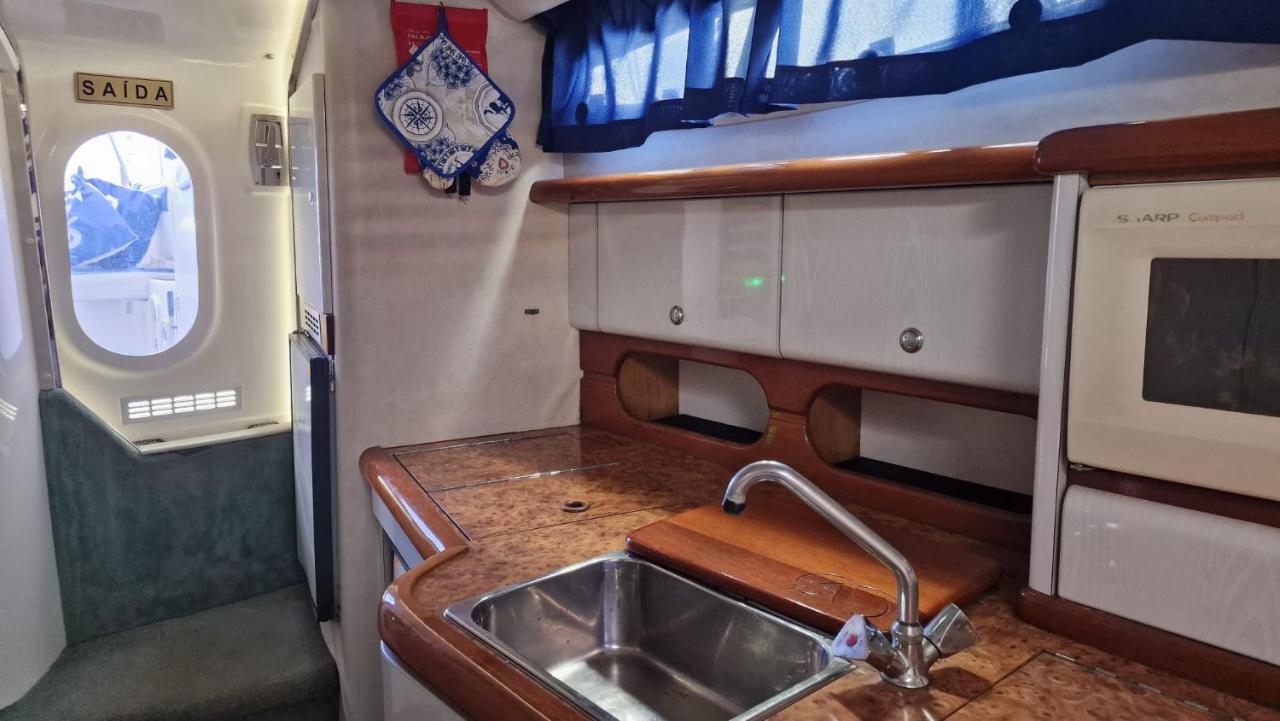 Hotel en barco Sea & Tasty - Boat House Ponta Delgada