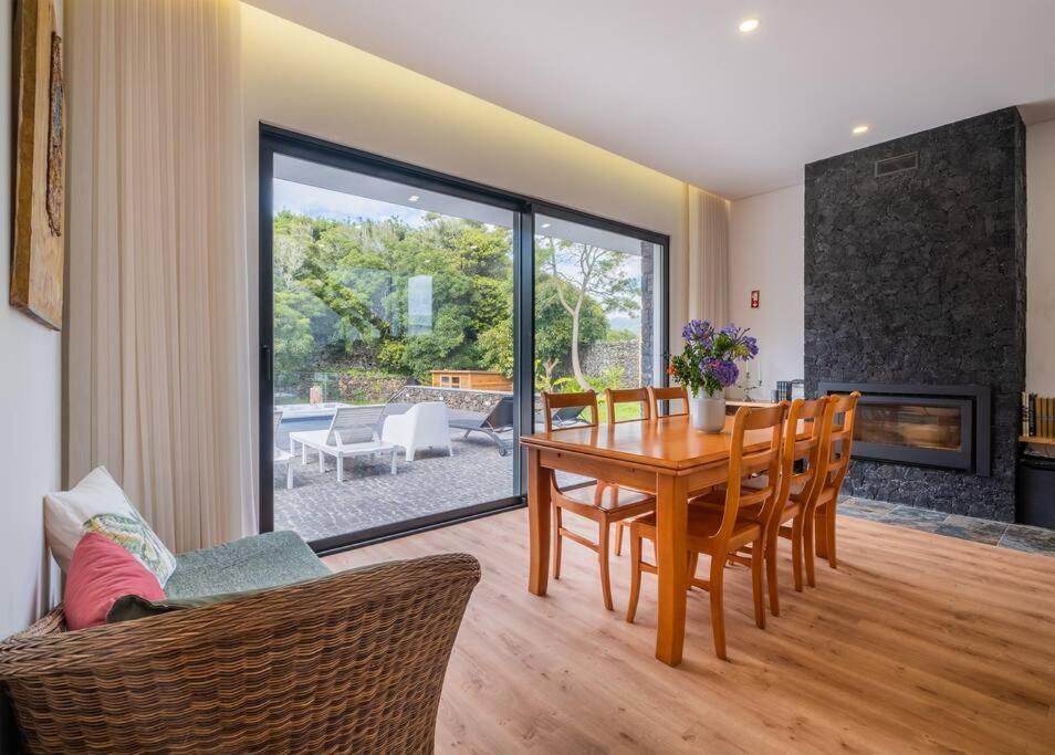 Lotus House - Heated Pool & Jacuzzi Near The Ponta Delgada (Sao Miguel)