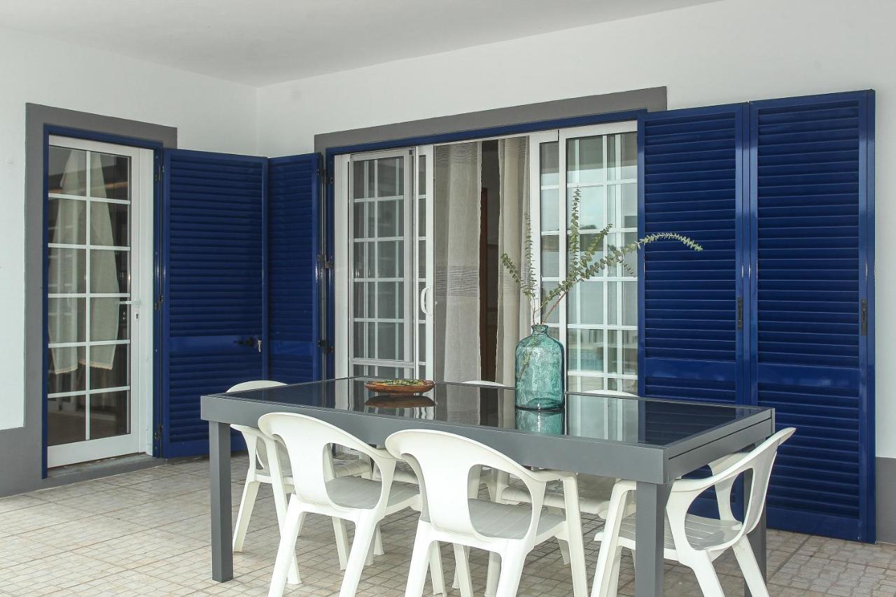 Villa Capelas Blue , Relax & Fun - Up To 14 Guests!