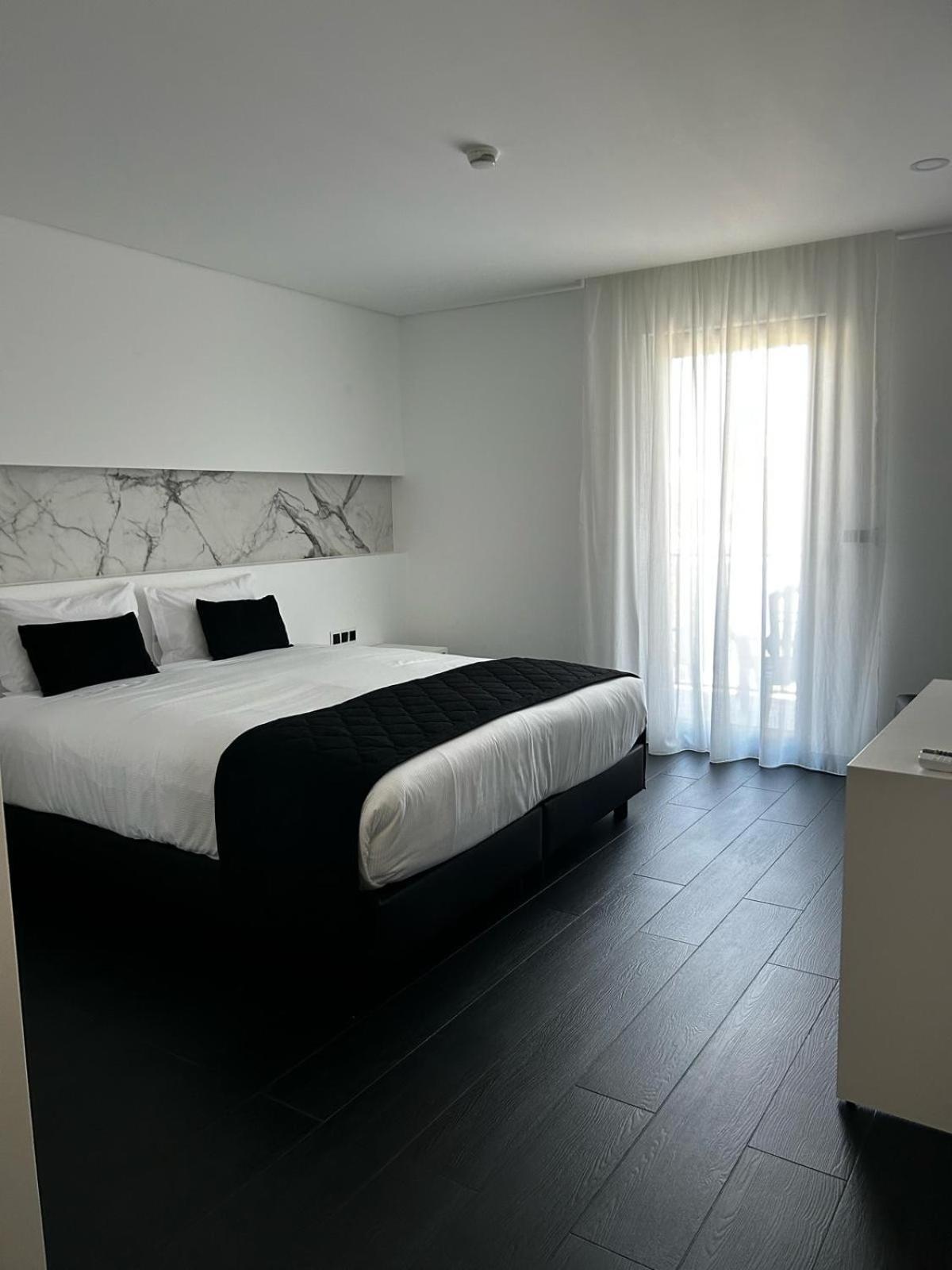 The Rock Guest house *