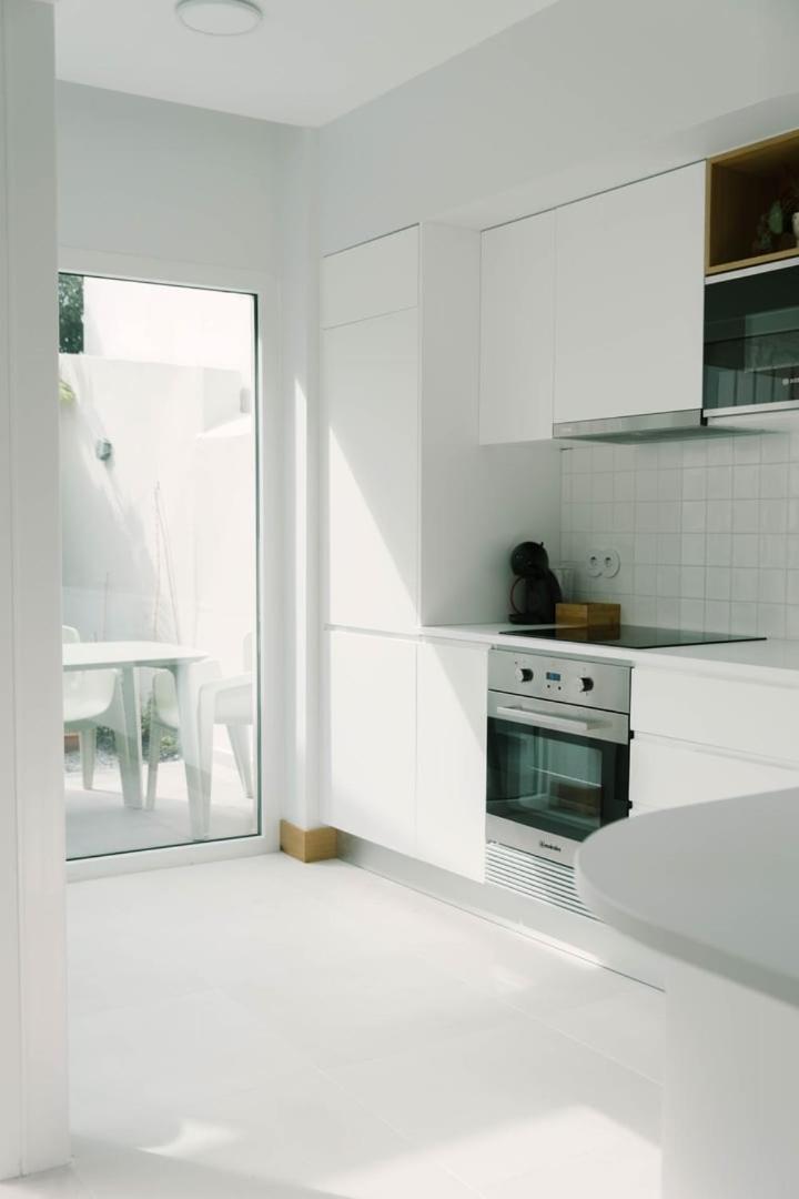 Welcomebuddy - Casa Carolina - Stylish Retreat Ponta Delgada