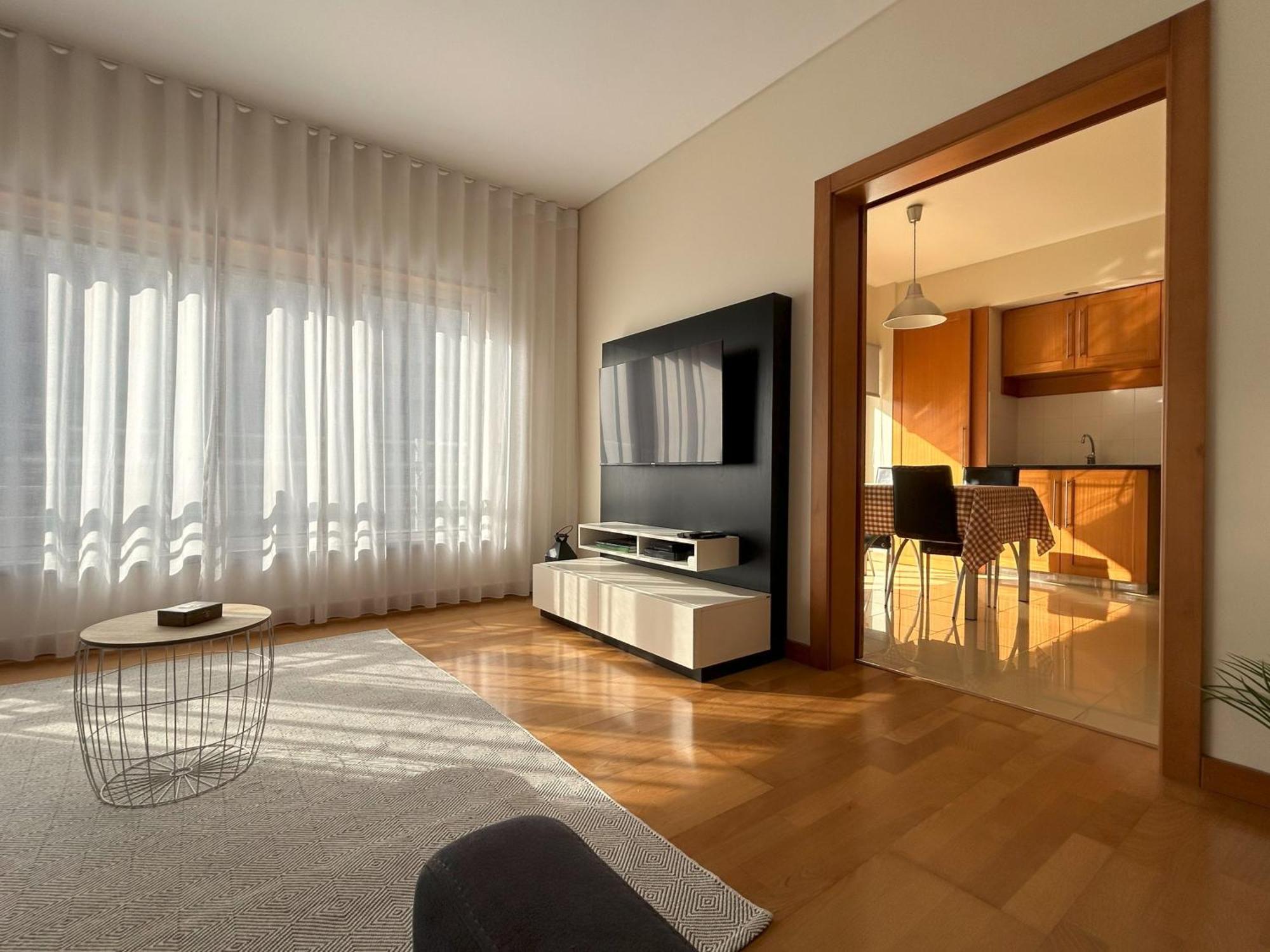 Oceanus Executive Apartment