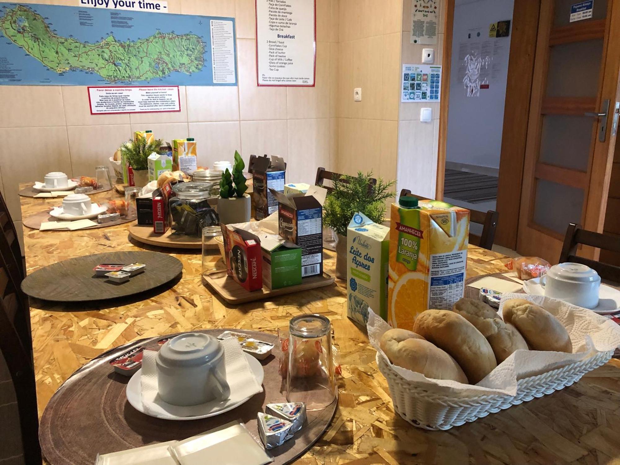 Bed and breakfast Azores Holidays House - *