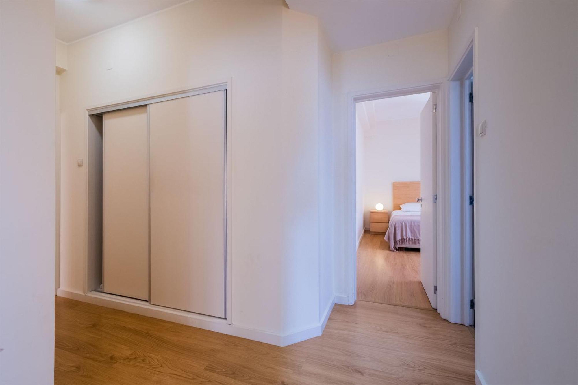 53 Urban Place Apartment *