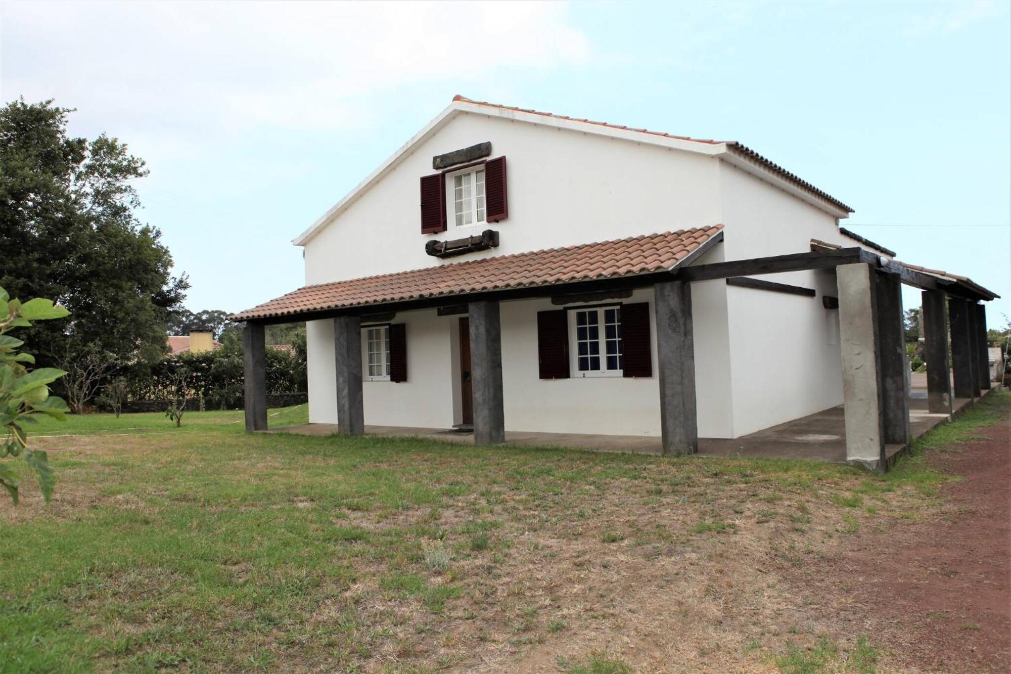 Batalha House Holiday home