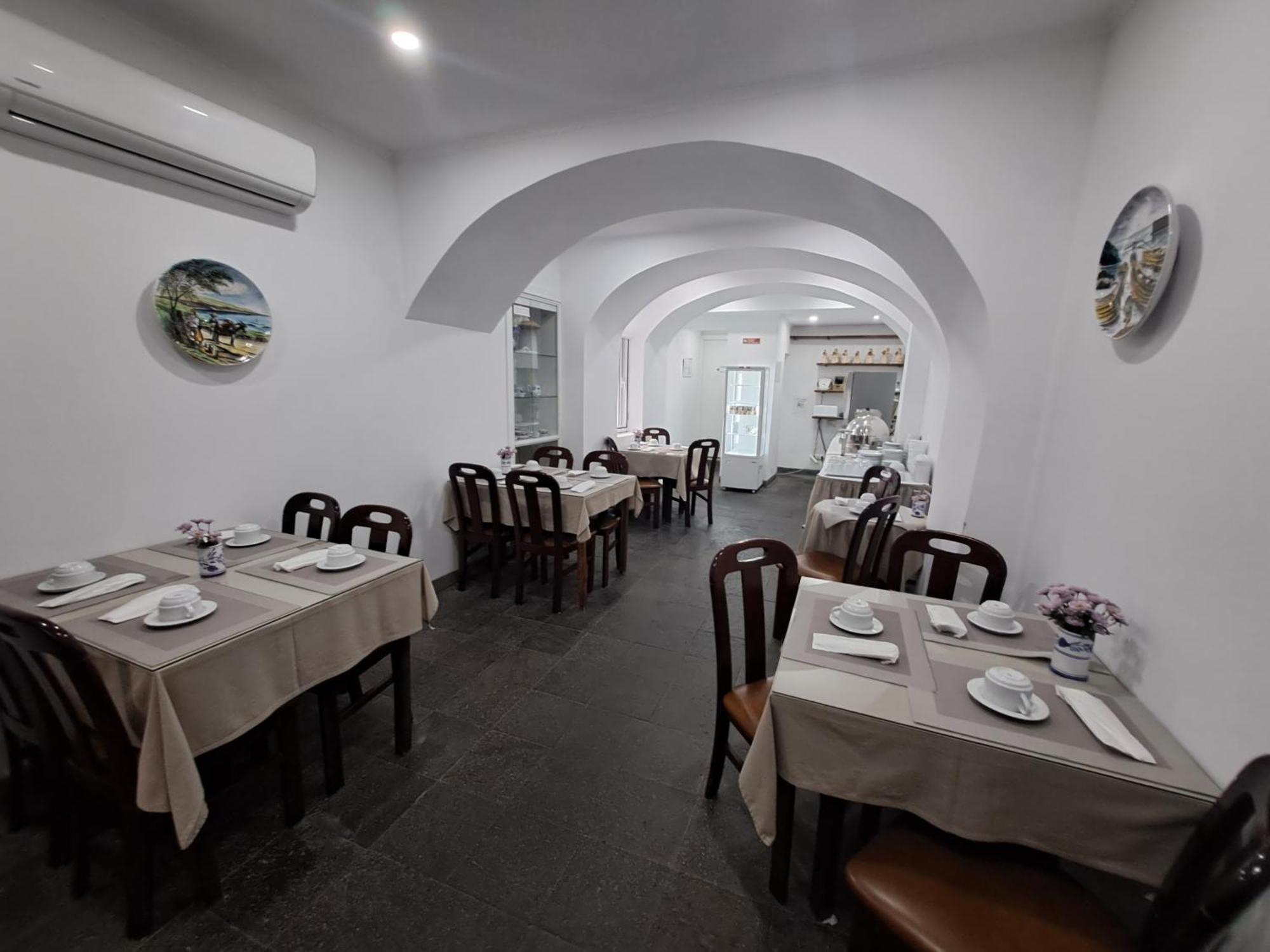 Sao Miguel Khách sạn