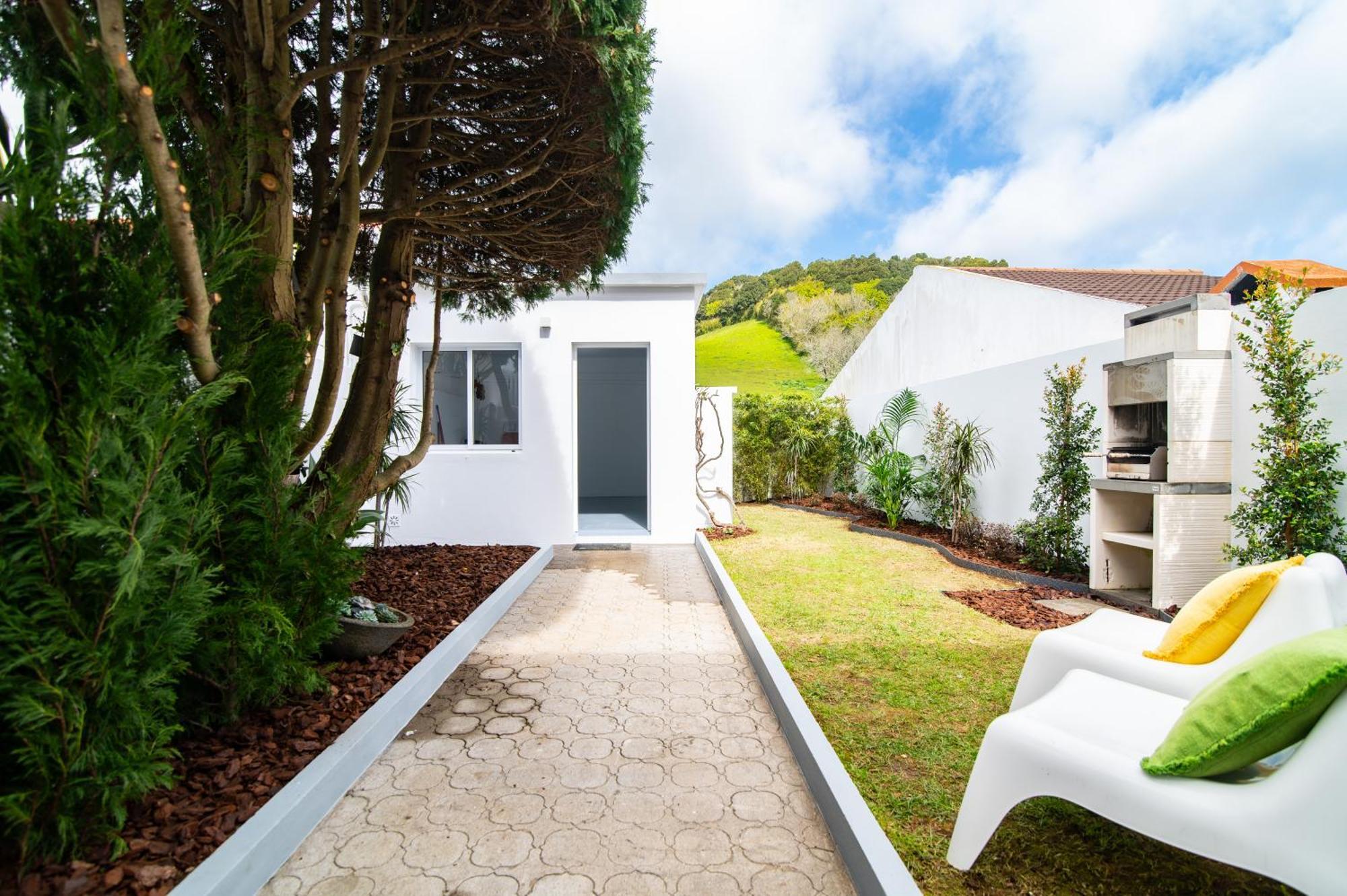 Casa Cecilia Meireles * Ponta Delgada (Sao Miguel)