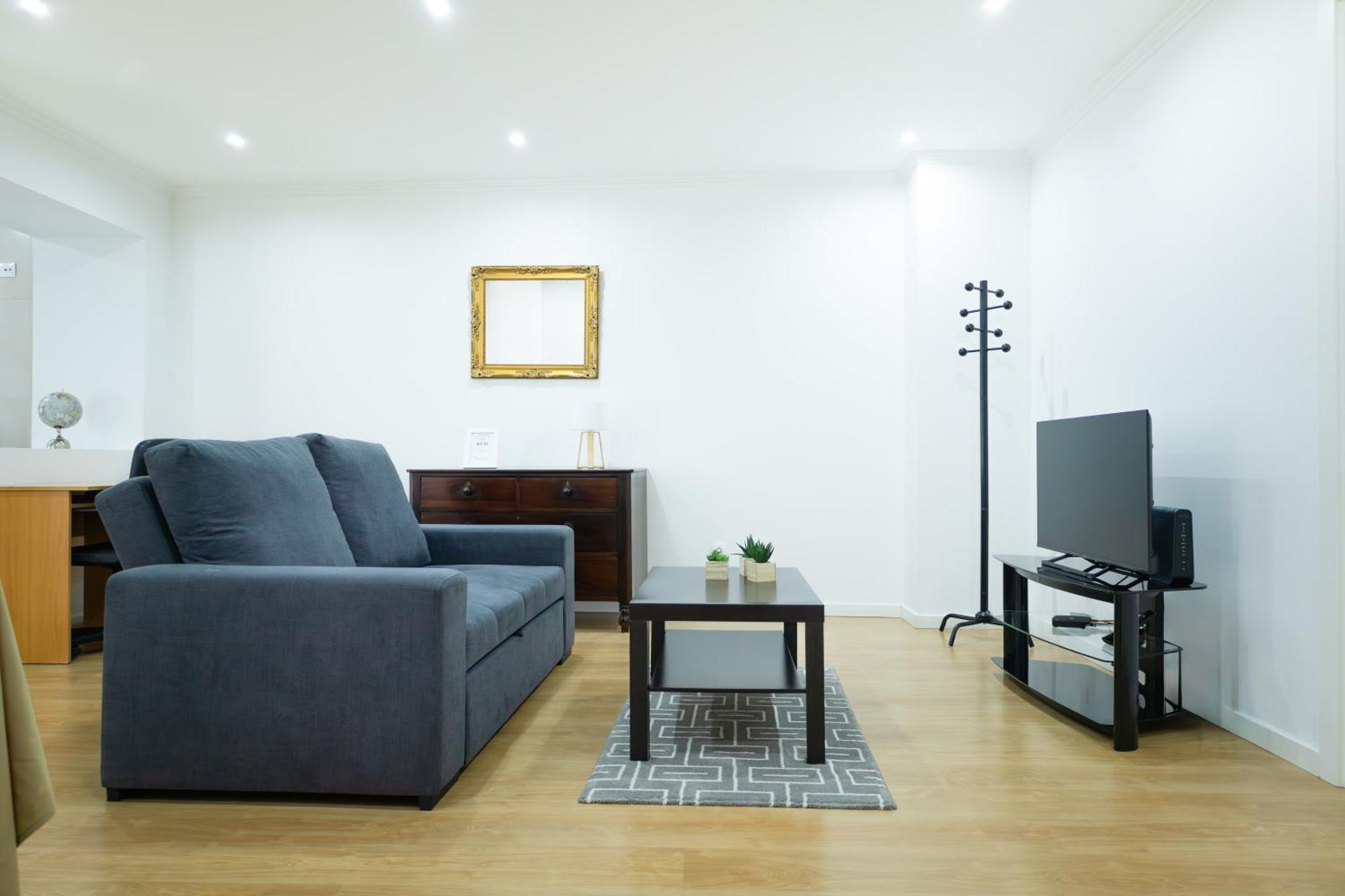 Avenida House 1