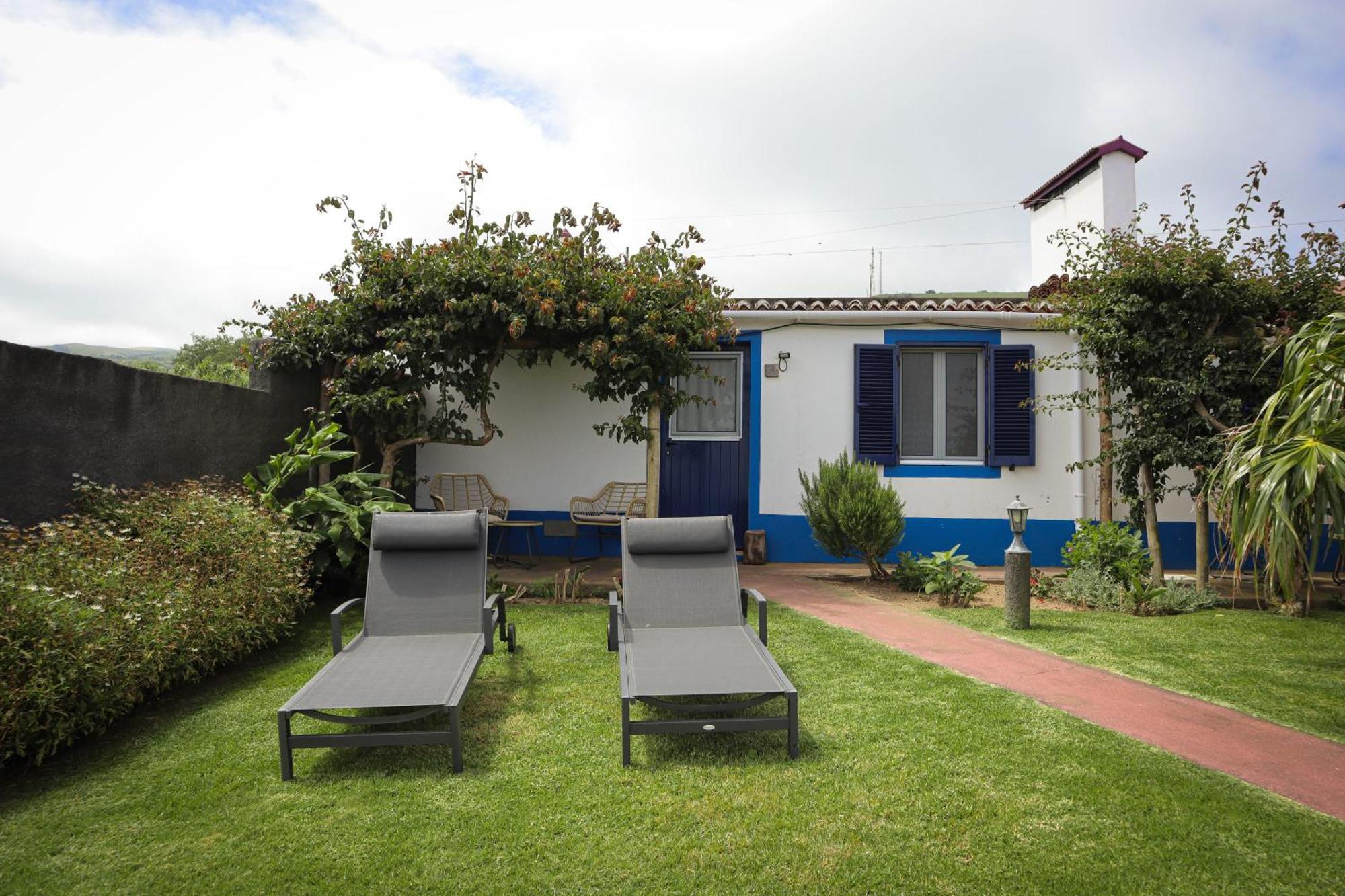 Pilar - Rural In The Countryside Of Sao Miguel * Ponta Delgada (Sao Miguel)
