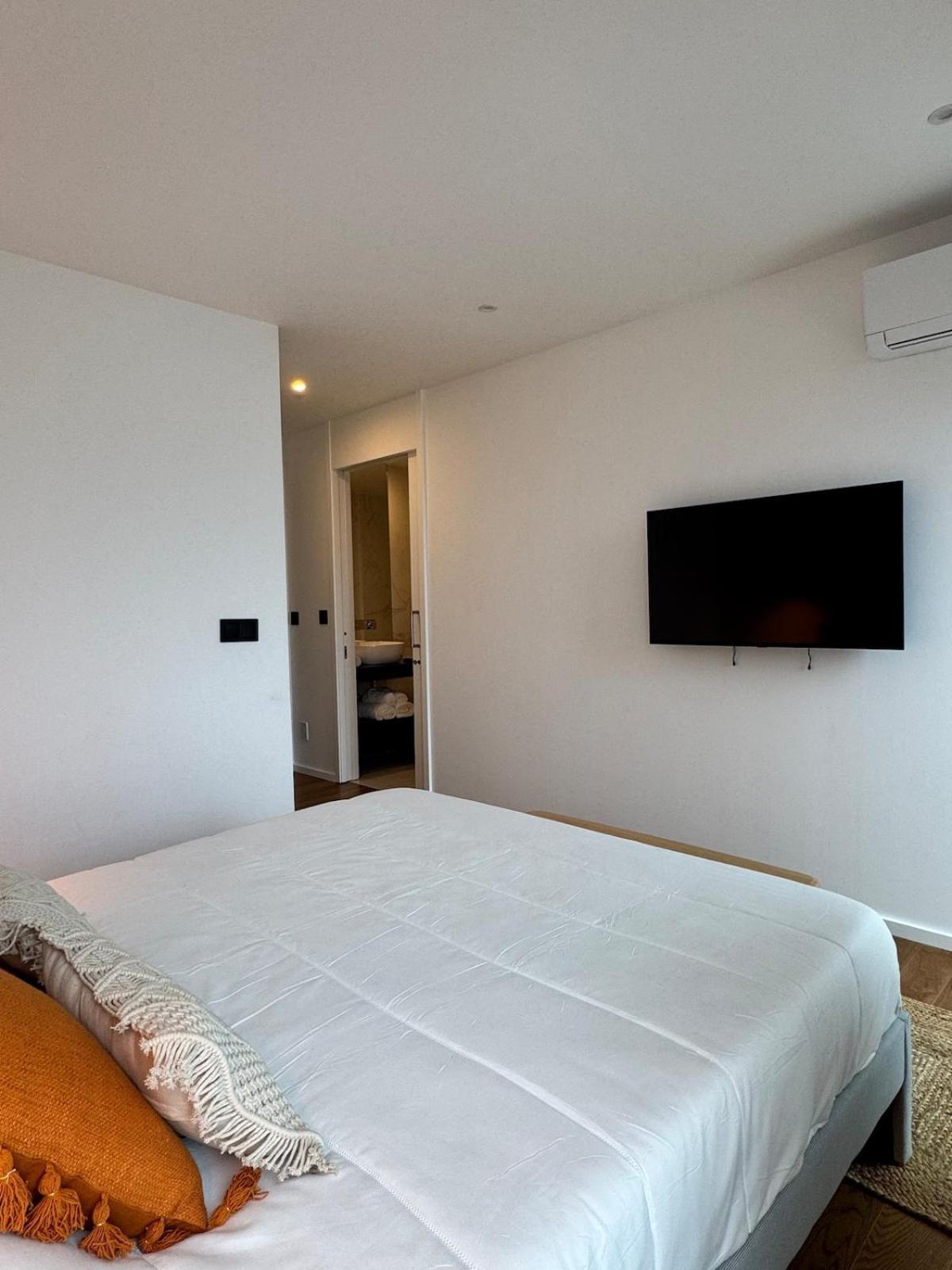 Apartment New Apartment, 2 Ensuite Bedroom, Amazing Sea View *