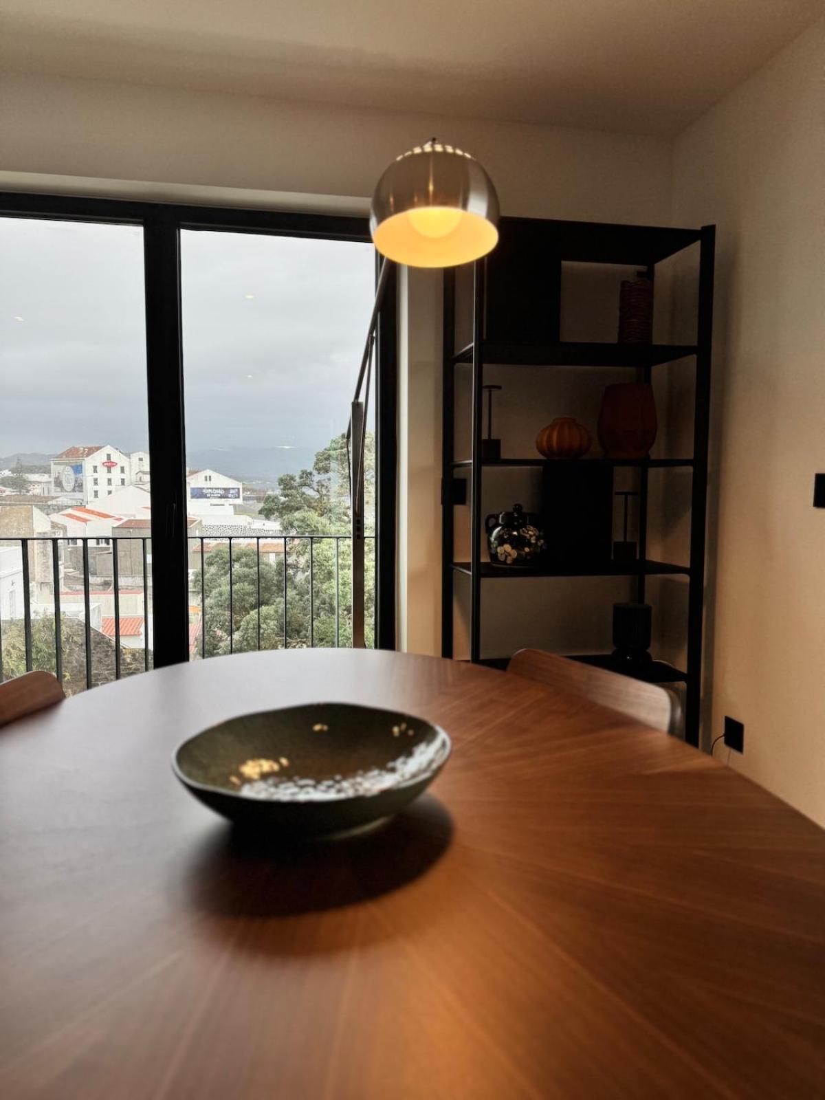 New Apartment, 2 Ensuite Bedroom, Amazing Sea View Apartment
